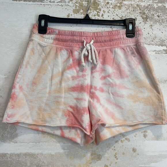Come Through Shorts In Tie Dye Print - Picture 6 of 7
